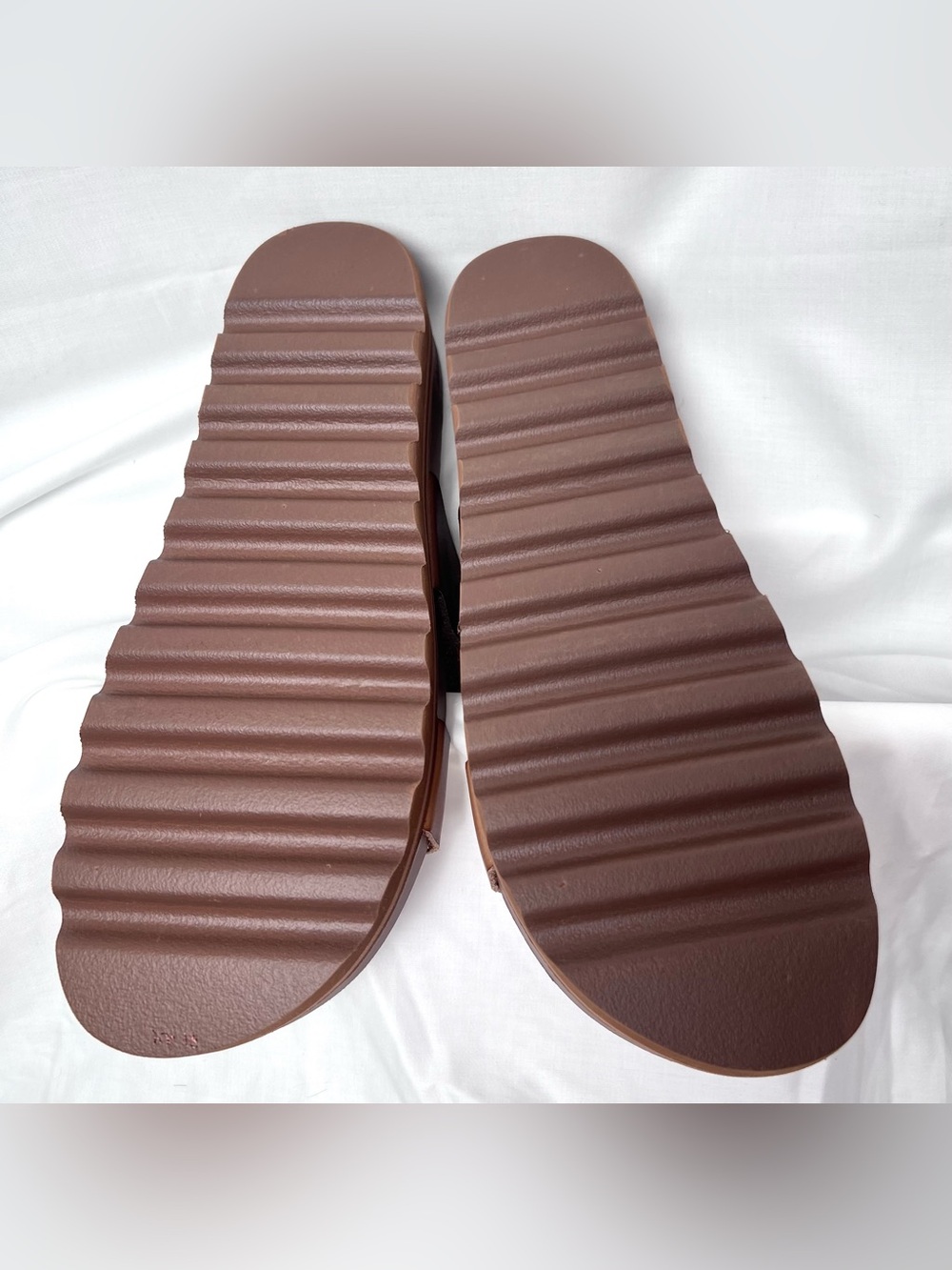 Reef Women's Cushion Vista Hi Brown Double-Strap Platform Slide Sandals - Picture 7 of 8